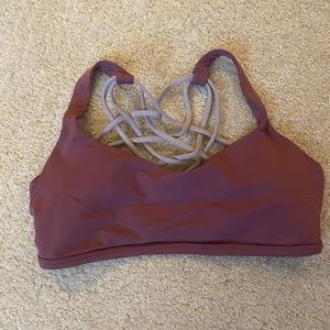 Lululemon sports bra